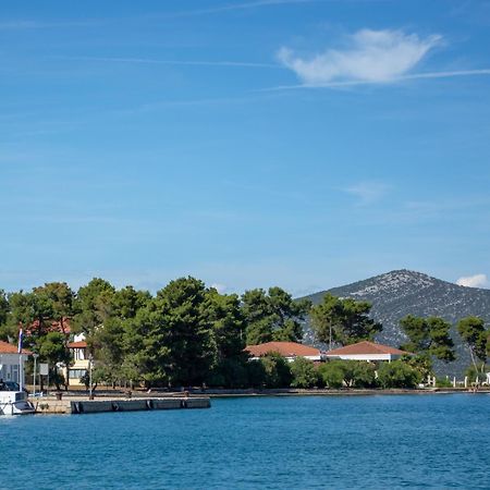 Il Dono Del Mare - Island Iz Apartment Veli Iz Exterior photo